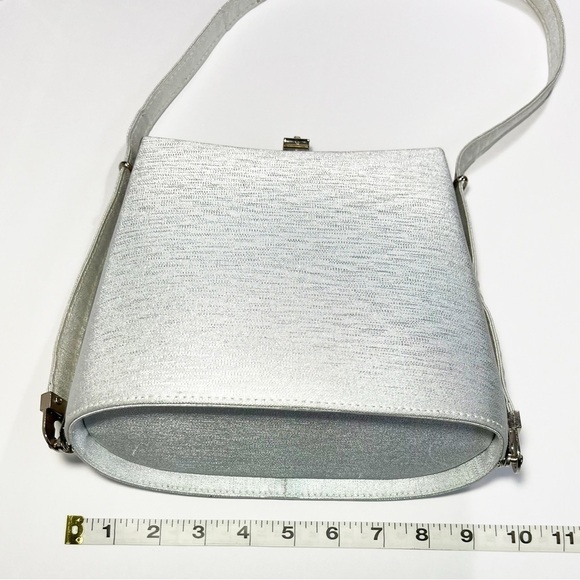 Vintage Metalic Silver Structured Divided Evening Bag W Adjustable Straps - Picture 10 of 14